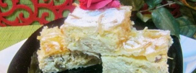 Budincă de tăiței cu brânză dulce