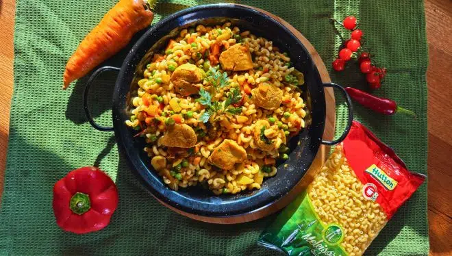 Curry-de-pui-cu-macaroane